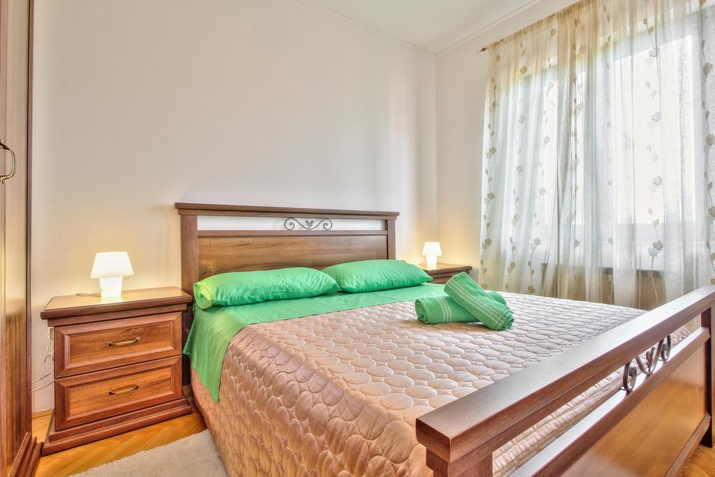 Apartment Roko Umag Exterior photo